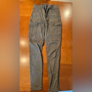 Green American eagle cargo pants, size 2